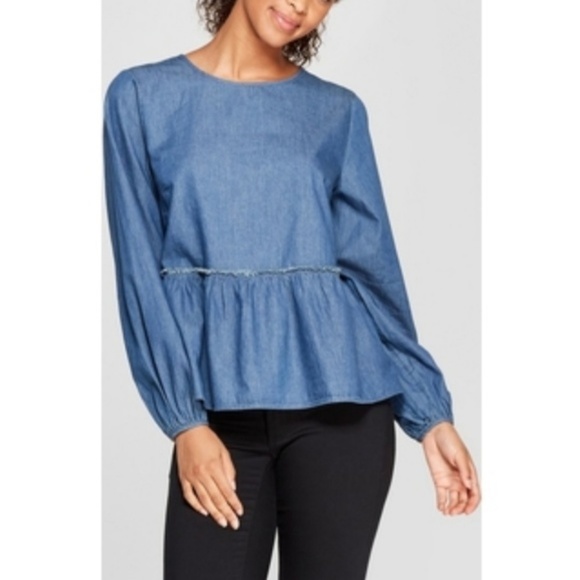 Universal Thread Chambray Fray Ruffle Pep NWT - Picture 1 of 7